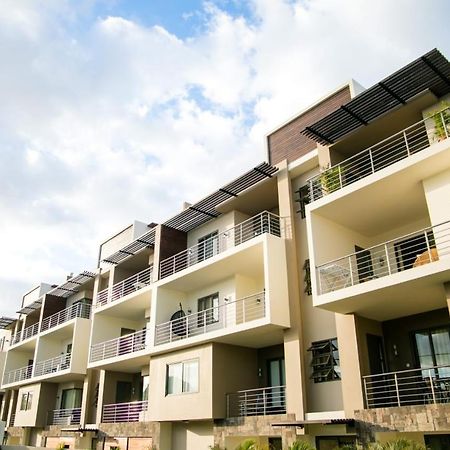 Entire Luxury 3 Bedroom Condo For Rent - Flic-En-Flac - Close To Beach Extérieur photo